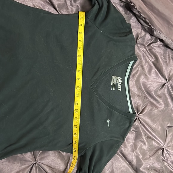 Long sleeve Nike shirt - Picture 10 of 10